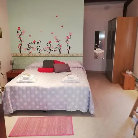 Oda ve Kahvaltı La Casa Delle Stagioni 3*