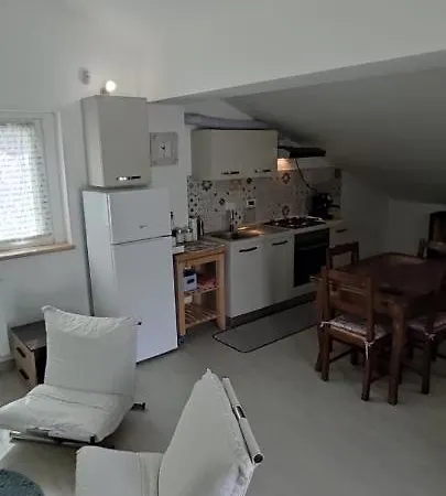 La Casa Delle Stagioni Nocleg ze śniadaniem LʼAquila