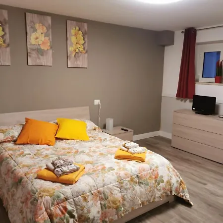 La Casa Delle Stagioni Bed & Breakfast 3*