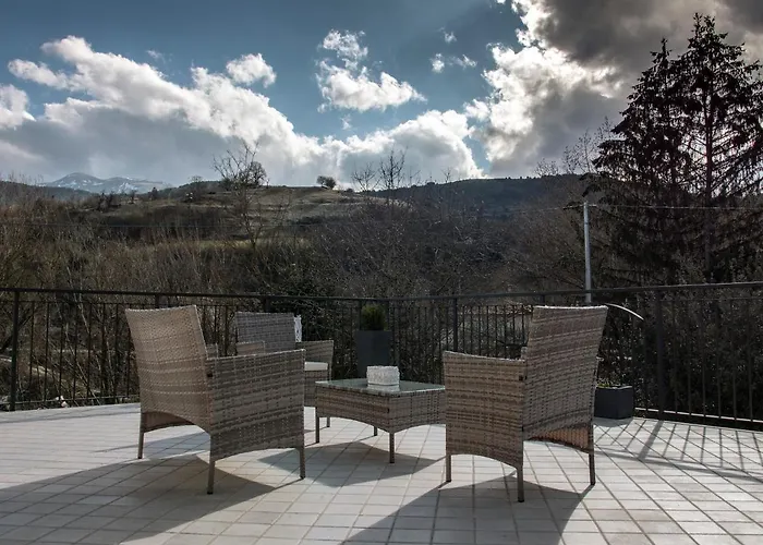 Couette-café La Casa Delle Stagioni 3*