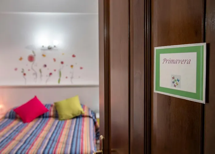 La Casa Delle Stagioni 3* LʼAquila