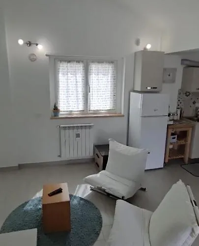 Couette-café La Casa Delle Stagioni 3*