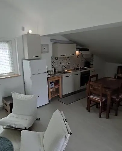 La Casa Delle Stagioni فندق مبيت وإفطار LʼAquila