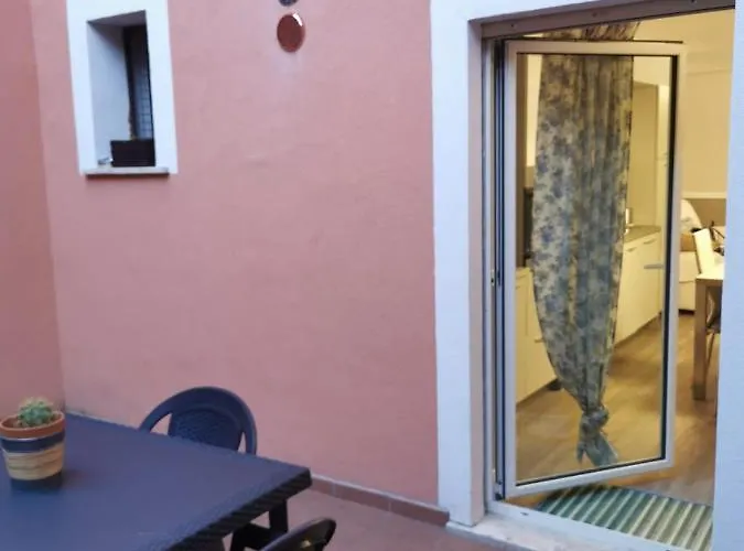 فندق مبيت وإفطار La Casa Delle Stagioni LʼAquila