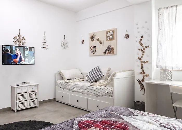 فندق مبيت وإفطار La Casa Delle Stagioni LʼAquila