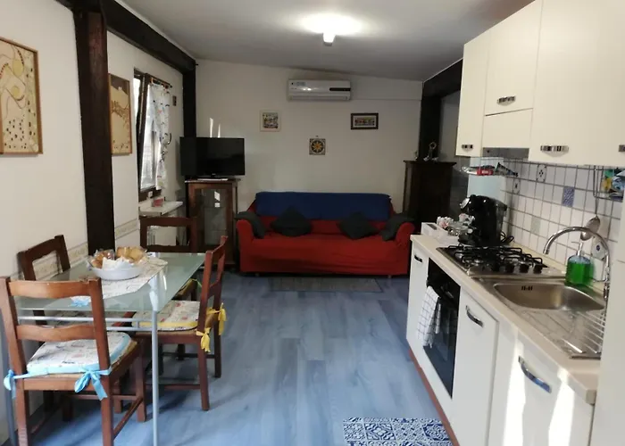 Couette-café La Casa Delle Stagioni LʼAquila